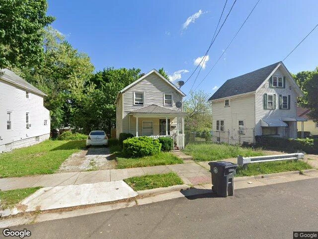 House image located at Akron, OH 44306