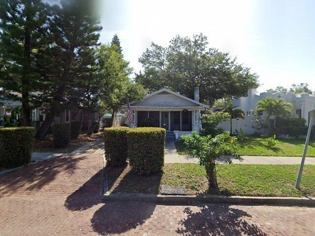 House image located at Saint Petersburg, FL 33707