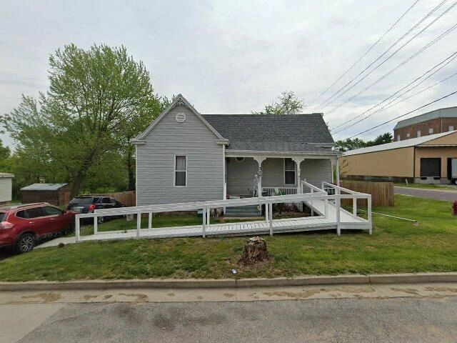 House image located at California, MO 65018