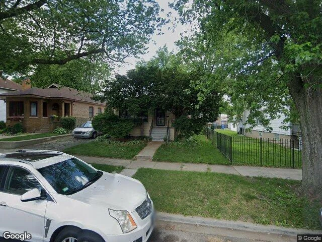 House image located at Chicago, IL 60617