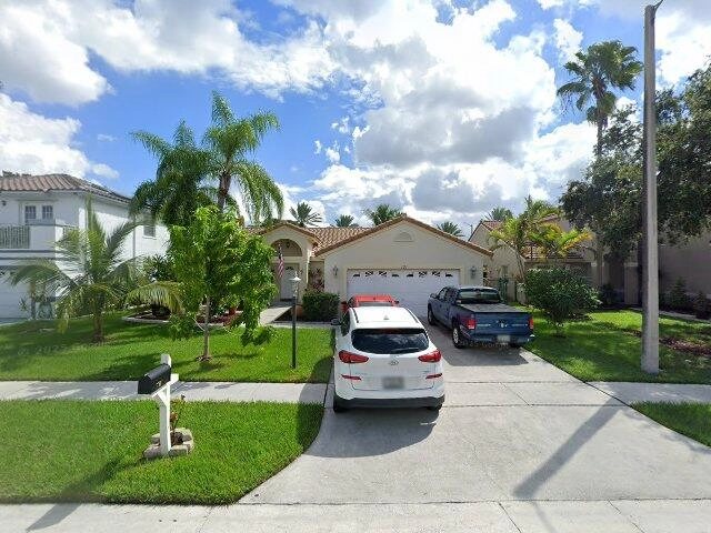 House image located at Hollywood, FL 33029