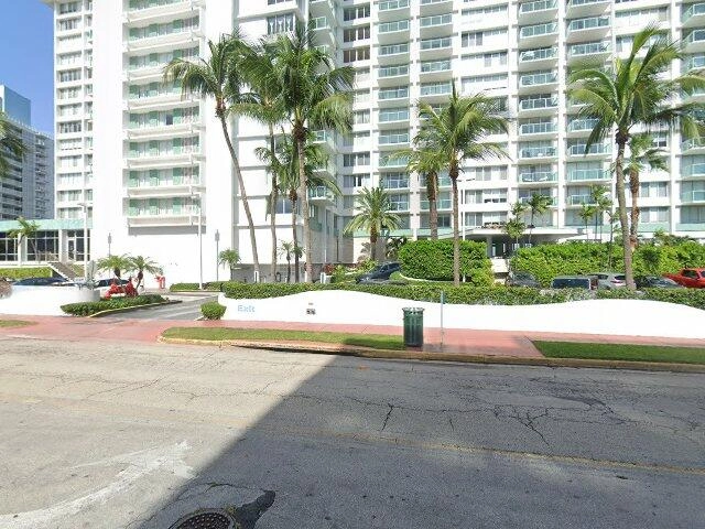 House image located at Miami Beach, FL 33139