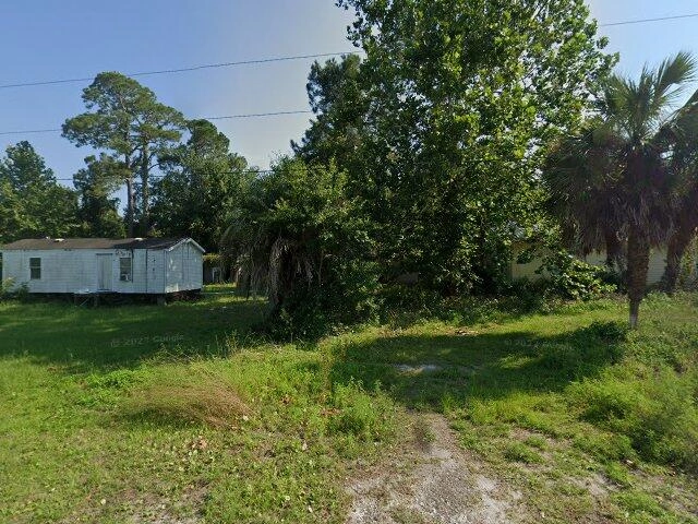 House image located at Apalachicola, FL 32320