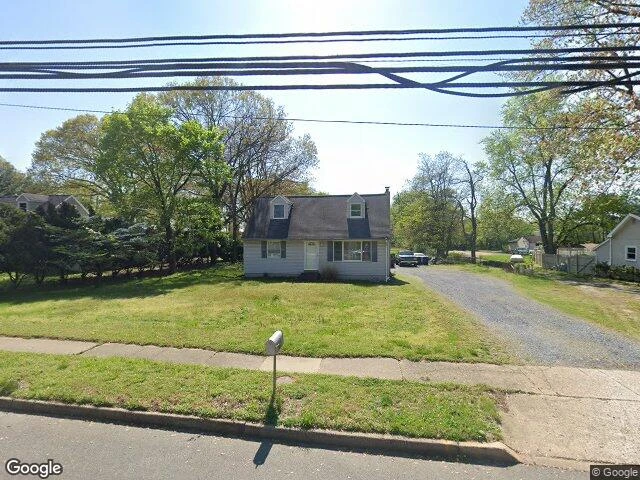 House image located at Riverton, NJ 08077