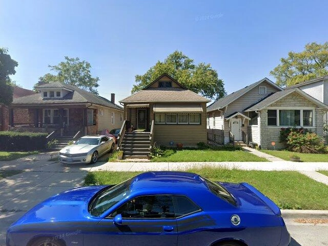 House image located at Chicago, IL 60628