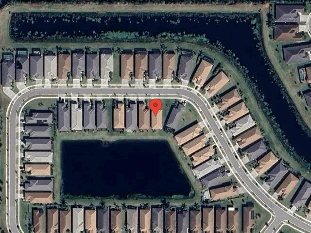 House image located at Wimauma, FL 33598