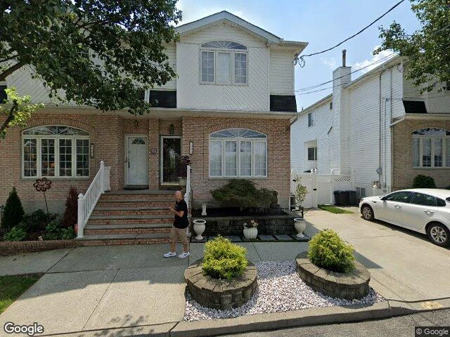 House image located at Staten Island, NY 10309