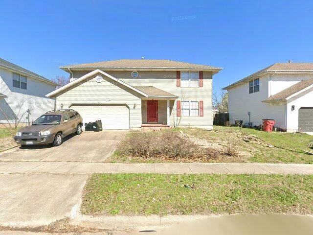 House image located at Springfield, MO 65810
