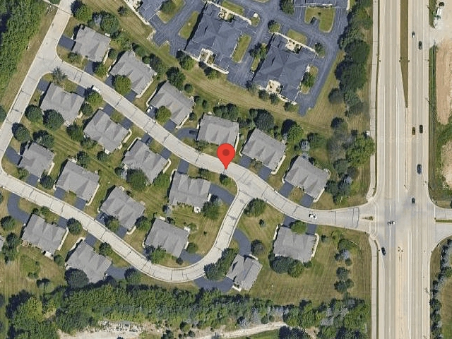 House image located at Pewaukee, WI 53072