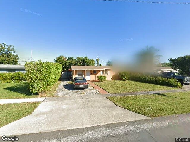 House image located at West Palm Beach, FL 33401