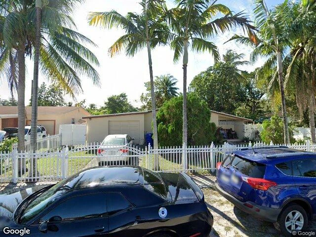 House image located at Miami, FL 33162