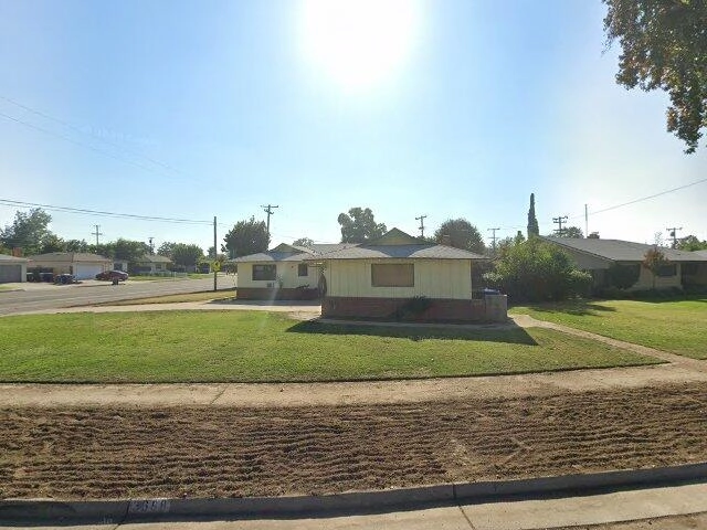 House image located at Fresno, CA 93726