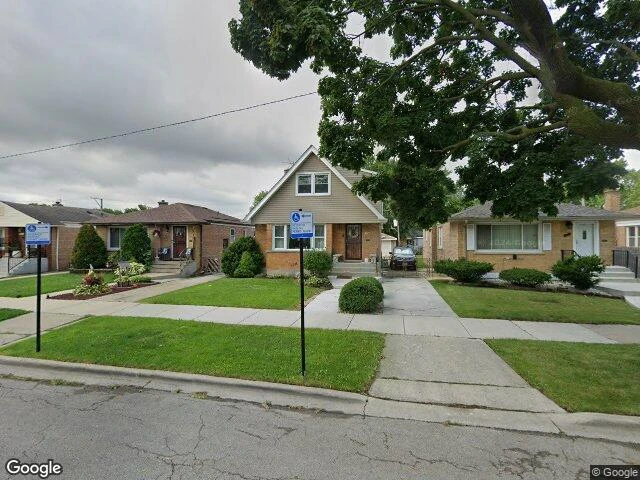 House image located at Chicago, IL 60652