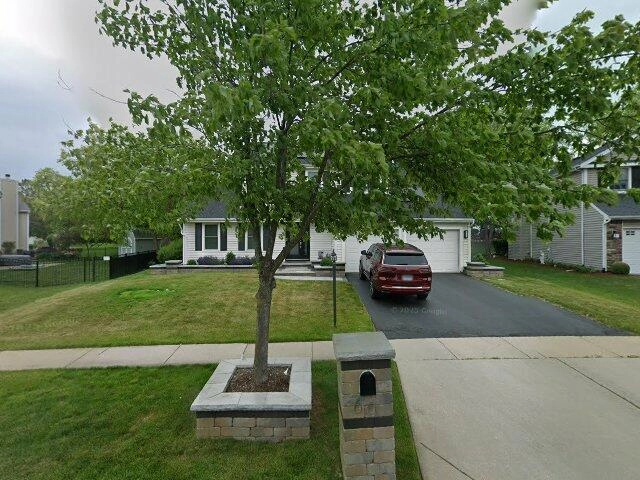 House image located at Streamwood, IL 60107