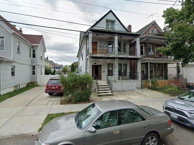 House image located at Richmond Hill, NY 11418