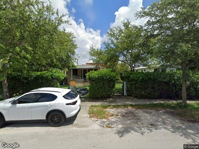 House image located at Miami, FL 33126