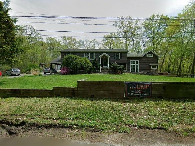 House image located at Oak Ridge, NJ 07438