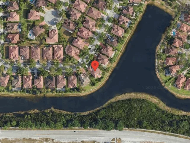 House image located at Hollywood, FL 33027