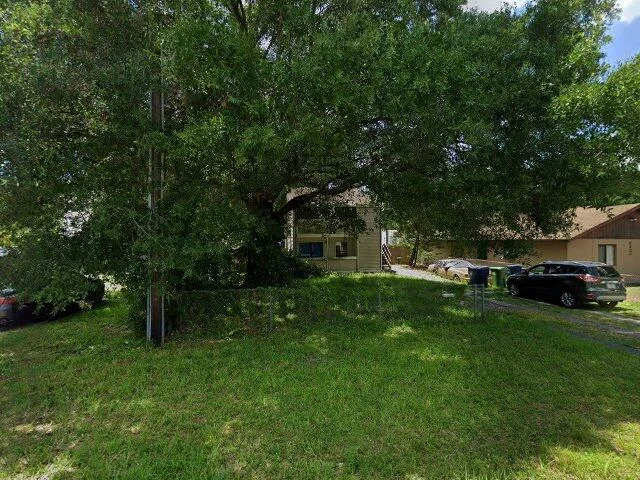 House image located at Tampa, FL 33604