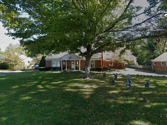House image located at Louisville, KY 40207