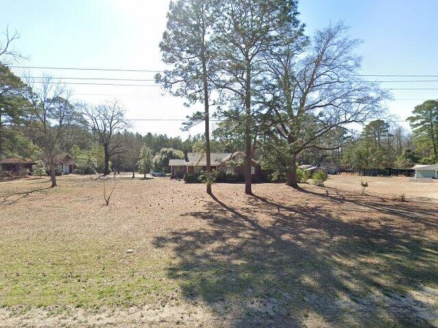 House image located at Elizabethtown, NC 28337