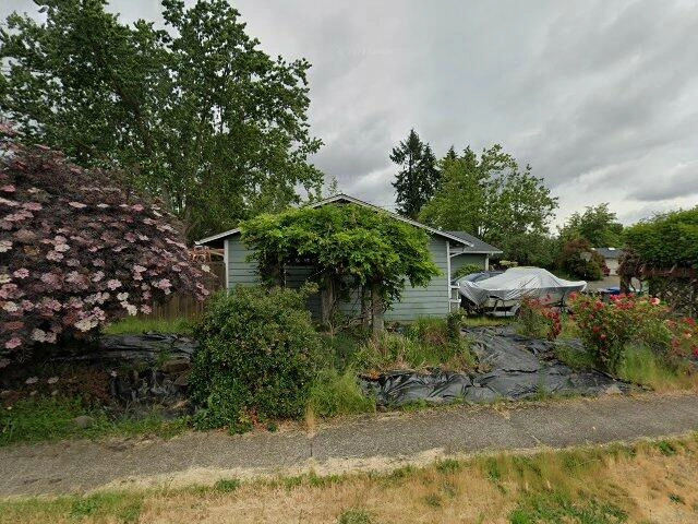 House image located at Eugene, OR 97402