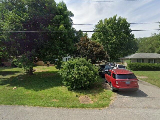 House image located at Louisville, KY 40216