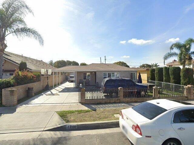 House image located at Paramount, CA 90723