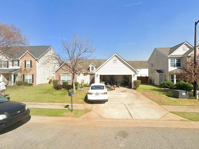 House image located at Byron, GA 31008