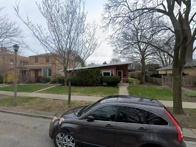 House image located at Evanston, IL 60203