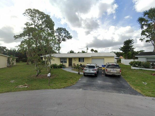 House image located at West Palm Beach, FL 33413