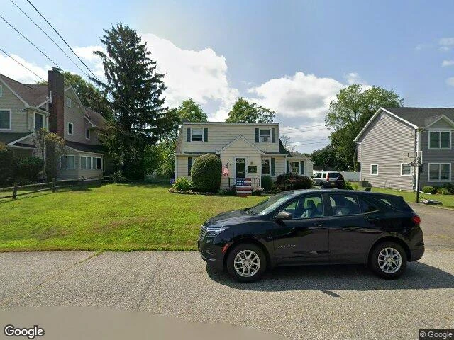 House image located at Mahwah, NJ 07430