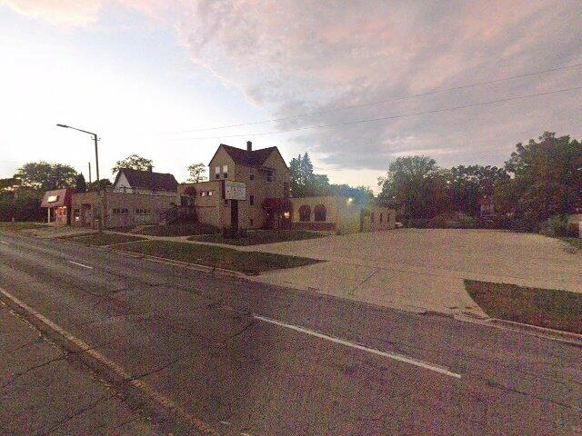 House image located at Waukegan, IL 60085