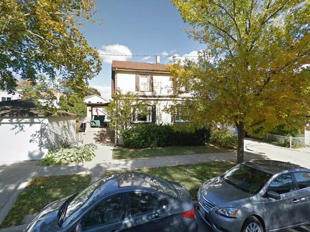 House image located at Chicago, IL 60646