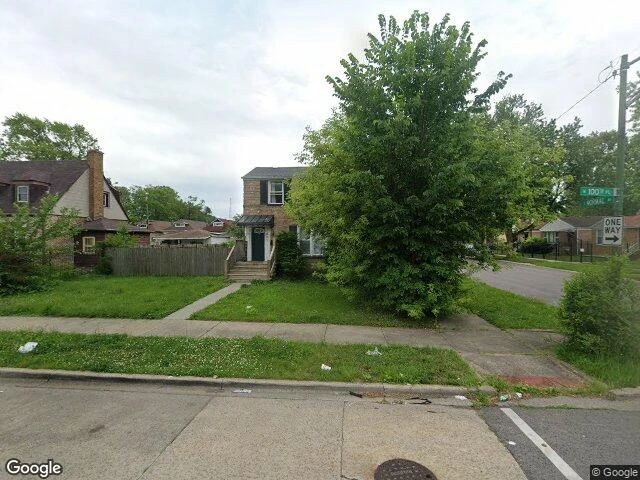 House image located at Chicago, IL 60628