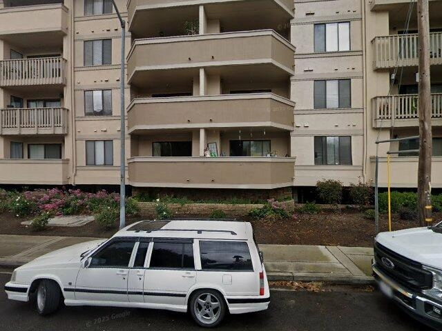 House image located at San Leandro, CA 94577