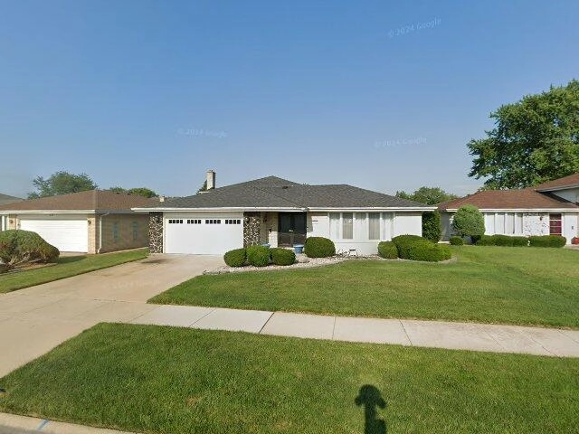 House image located at South Holland, IL 60473
