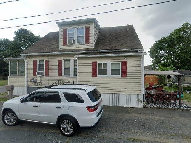 House image located at Acushnet, MA 02743