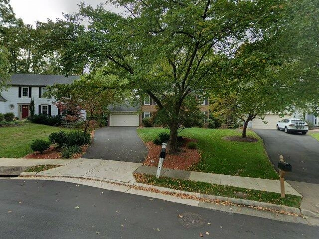 House image located at Reston, VA 20194