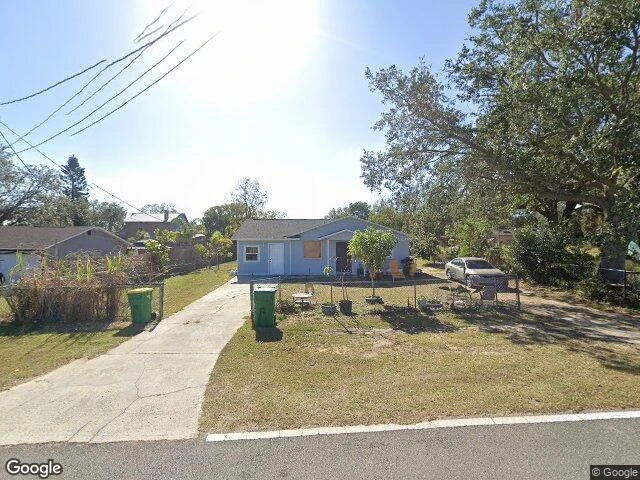 House image located at Dundee, FL 33838