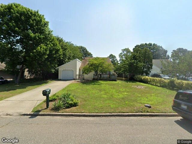 House image located at Medford, NY 11763