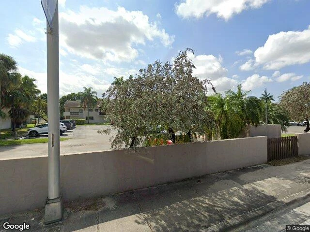 House image located at Miami, FL 33178