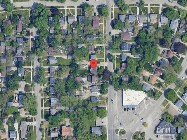 House image located at Flint, MI 48503