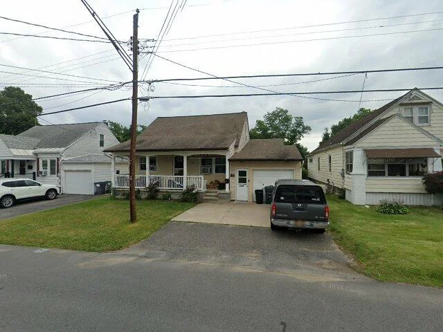 House image located at Schenectady, NY 12306