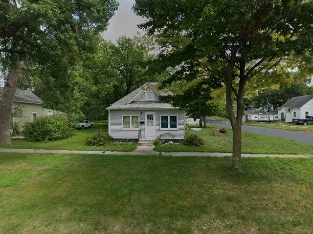 House image located at Estherville, IA 51334