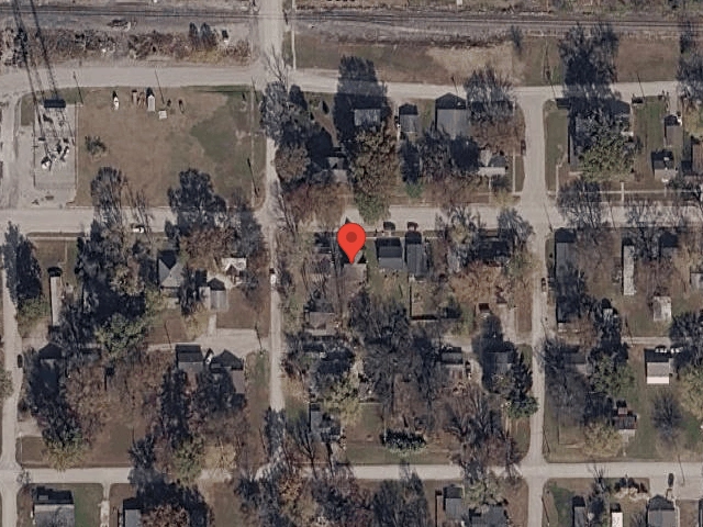 House image located at Carlyle, IL 62231