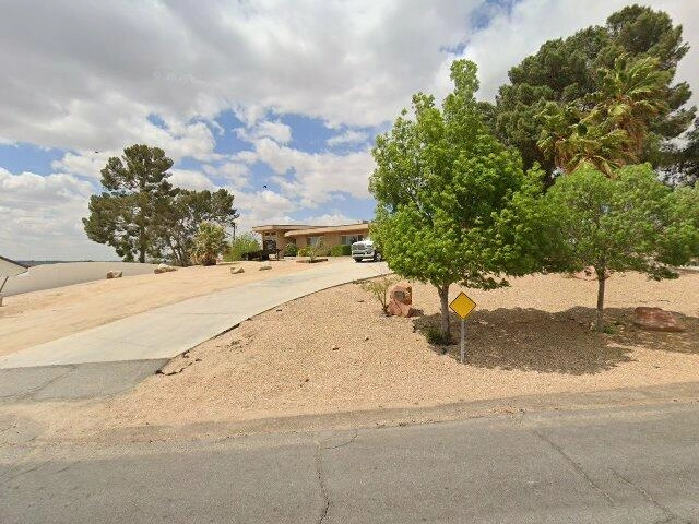 House image located at Apple Valley, CA 92307