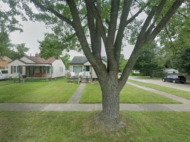 House image located at Wayne, MI 48184
