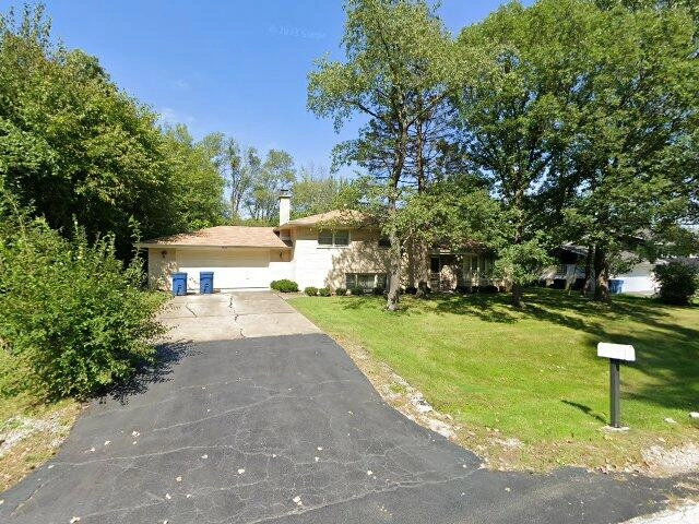 House image located at Palos Hills, IL 60465
