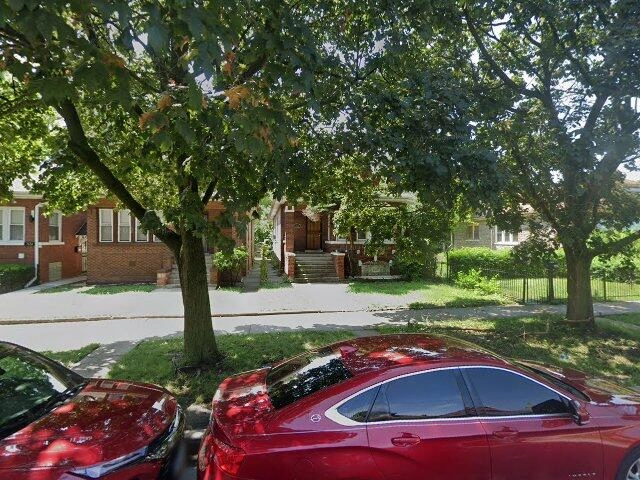 House image located at Chicago, IL 60620